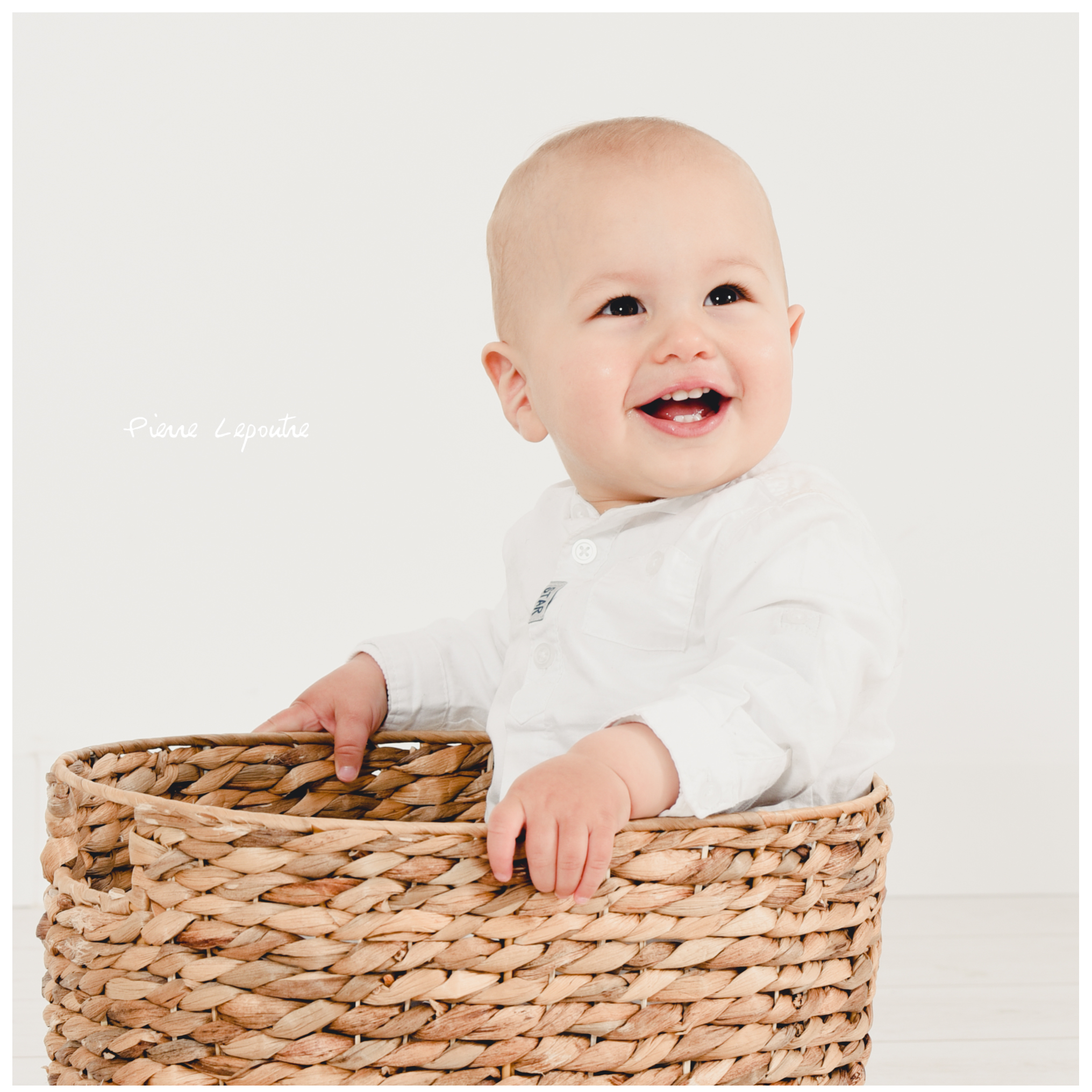 Séance photo au studio de Chateaubourg Pierre Lepoutre photographe mariage famille naissance et grande famille