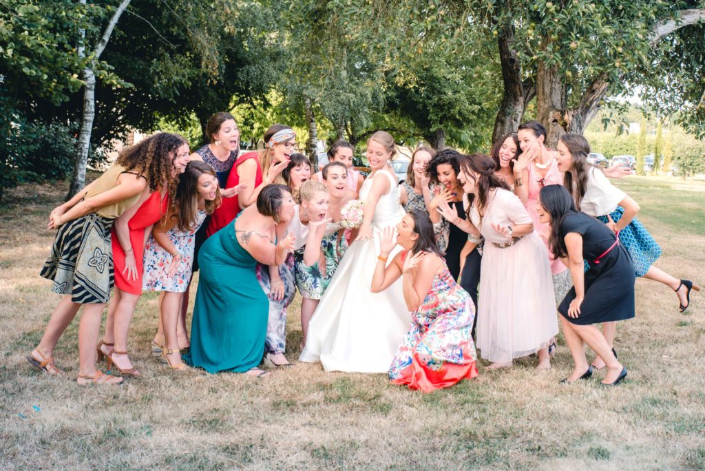 phortos de mariage fun de la marié avec ses copine
